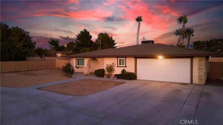 14405 Mandan Road, Apple Valley, California 92307