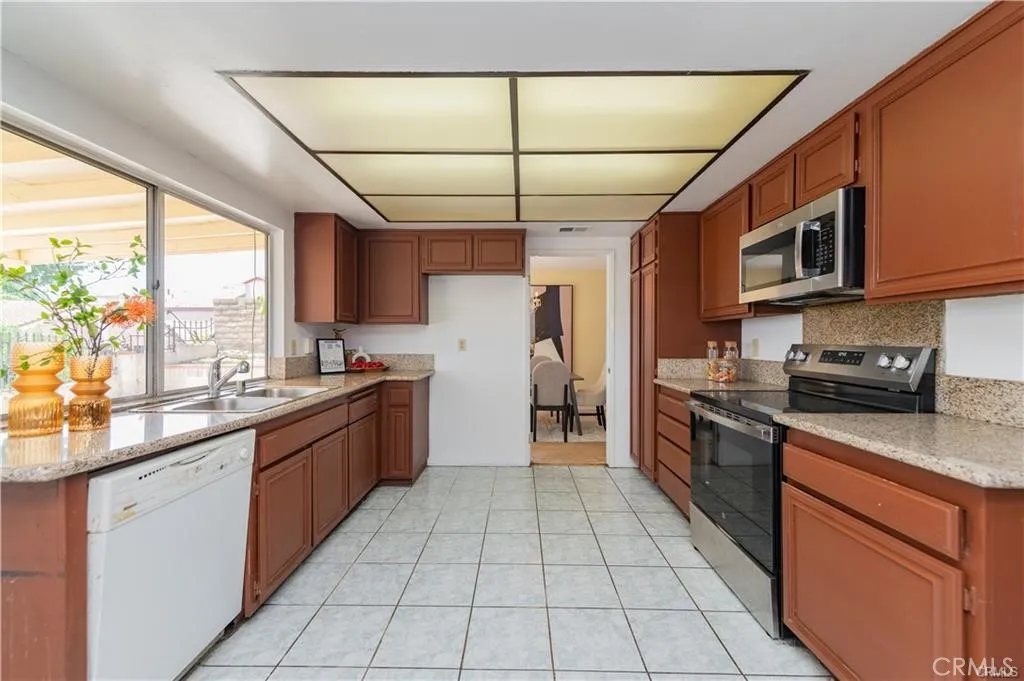 578 Vista Rambla, Walnut, California 91789 home-pic-5