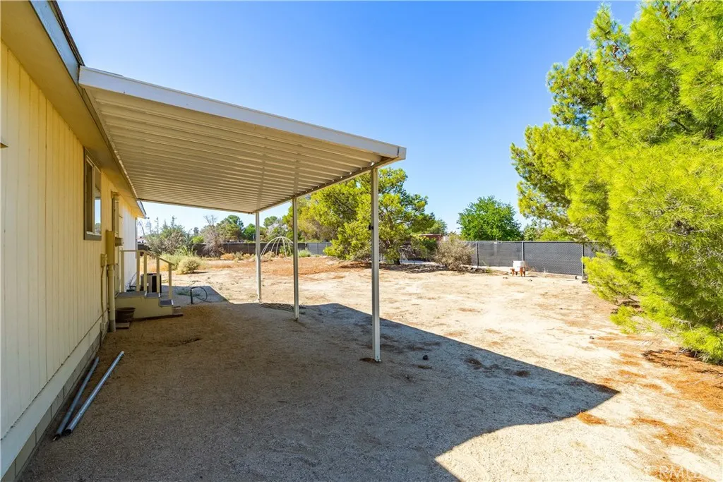 45050 43rd Street E, Lancaster, California 93535 home-pic-58