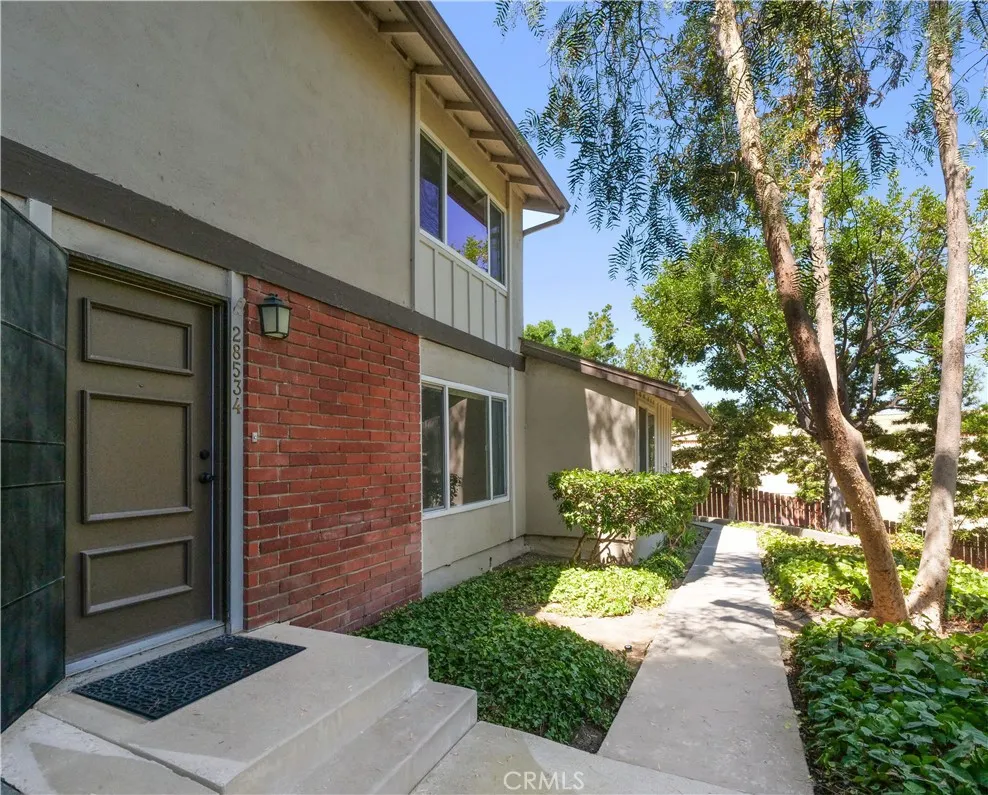 28534 Bearhaven Court, Rancho Palos Verdes, California 90275 home-pic-1