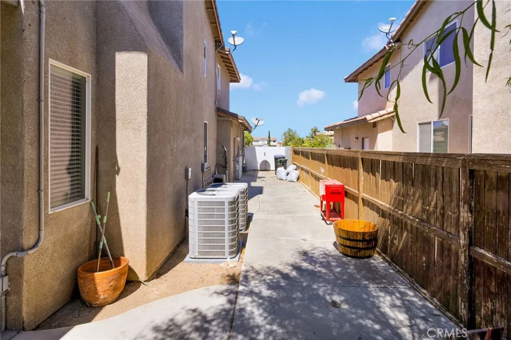 14588 Chicory Lane, Adelanto, California 92301 home-pic-45