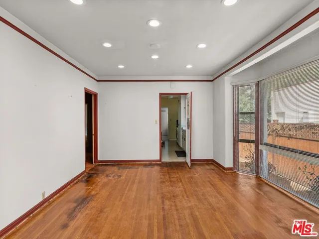 Dining Rm