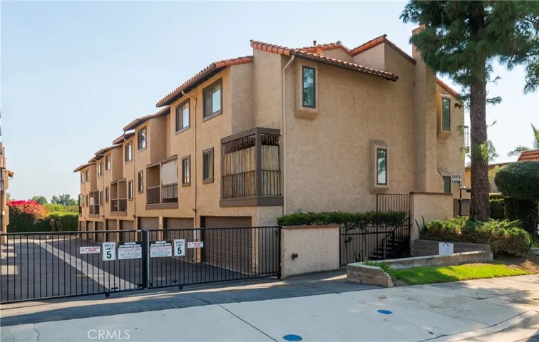 13976 Ramhurst Drive, La Mirada, California 90638
