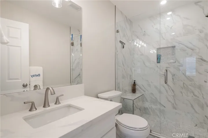 13976 Ramhurst Drive, La Mirada, California 90638