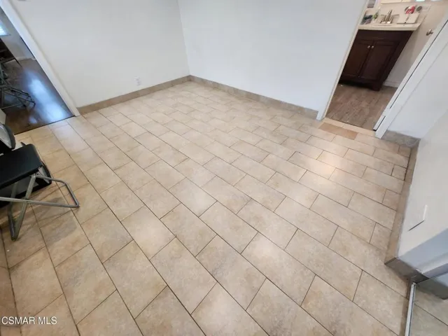 t22