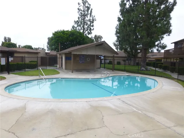 Community pool