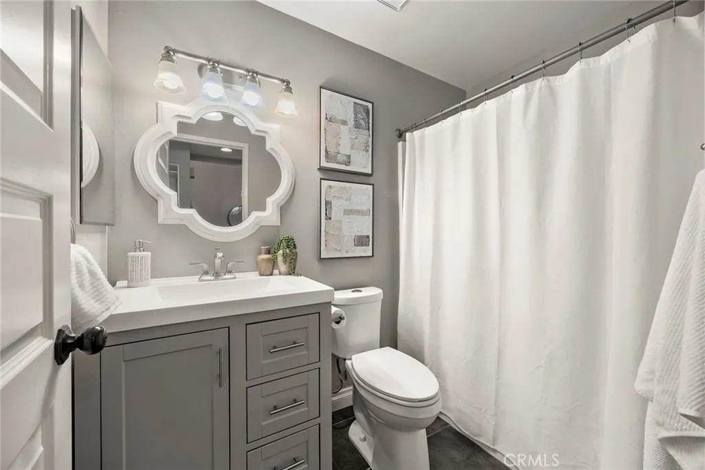 3055 Brea Boulevard 4, Fullerton, California 92835 home-pic-8