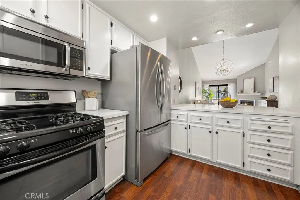 3055 Brea Boulevard 4, Fullerton, California 92835 home-pic-18