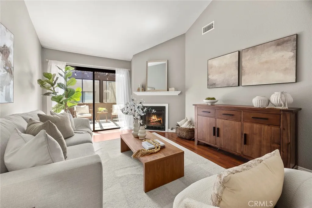 3055 Brea Boulevard 4, Fullerton, California 92835 home-pic-13