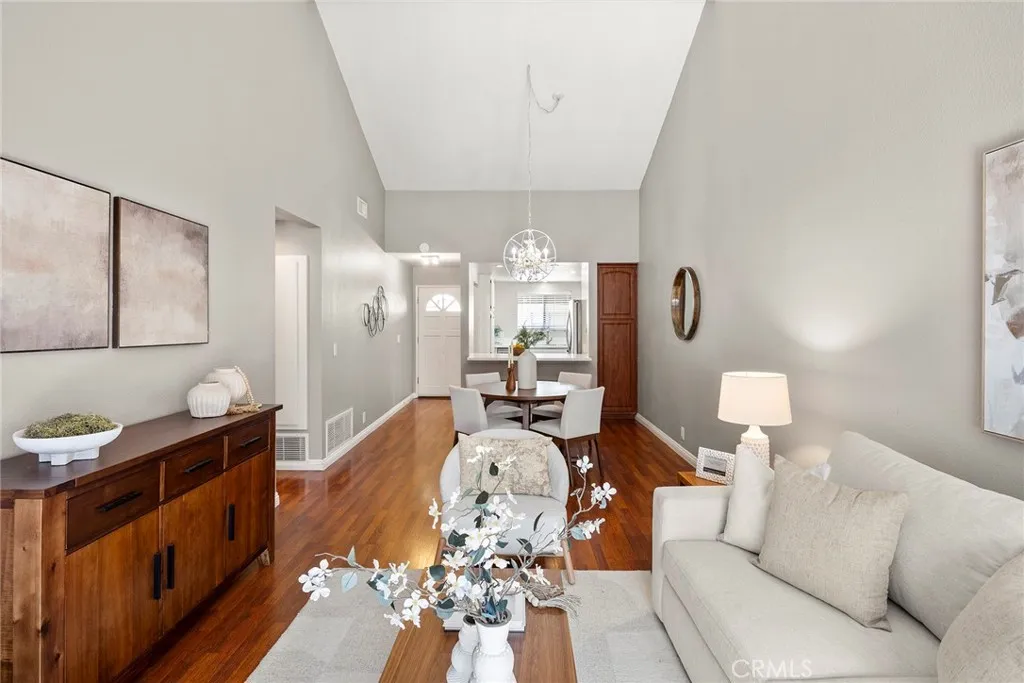 3055 Brea Boulevard 4, Fullerton, California 92835 home-pic-14