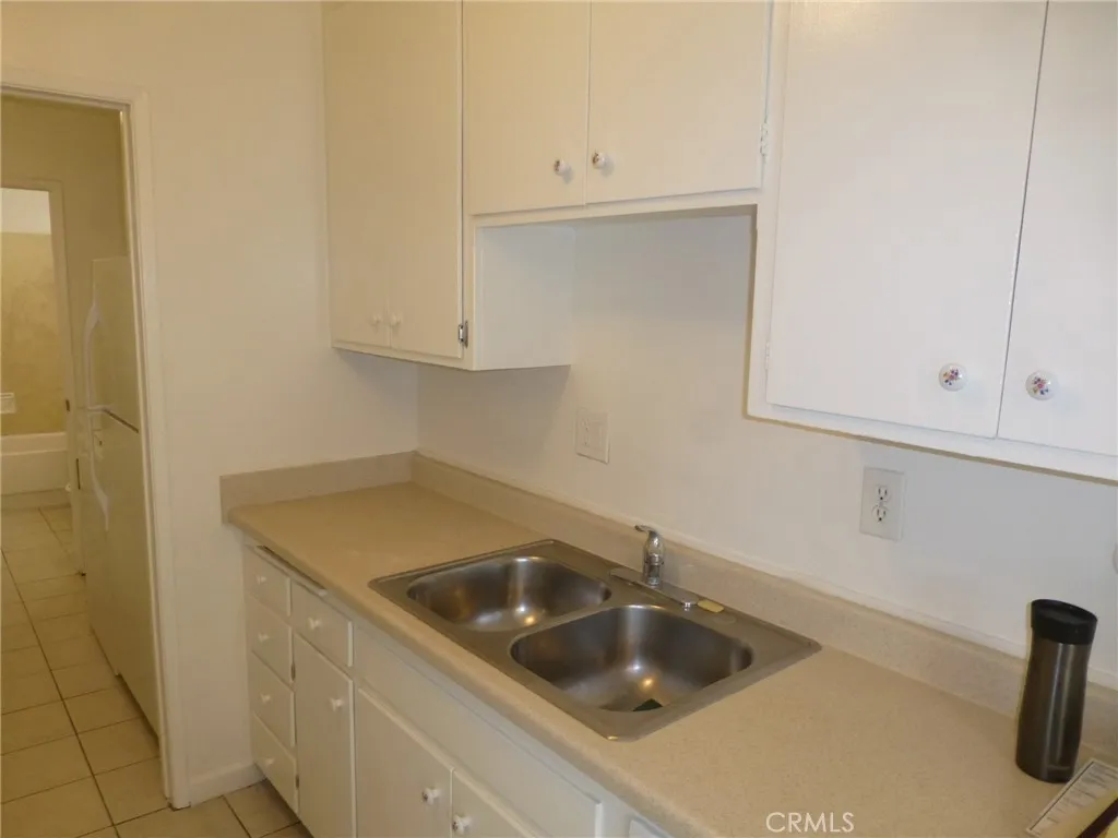 2115 S Broden Street 1/2, Anaheim, California 92802 home-pic-7