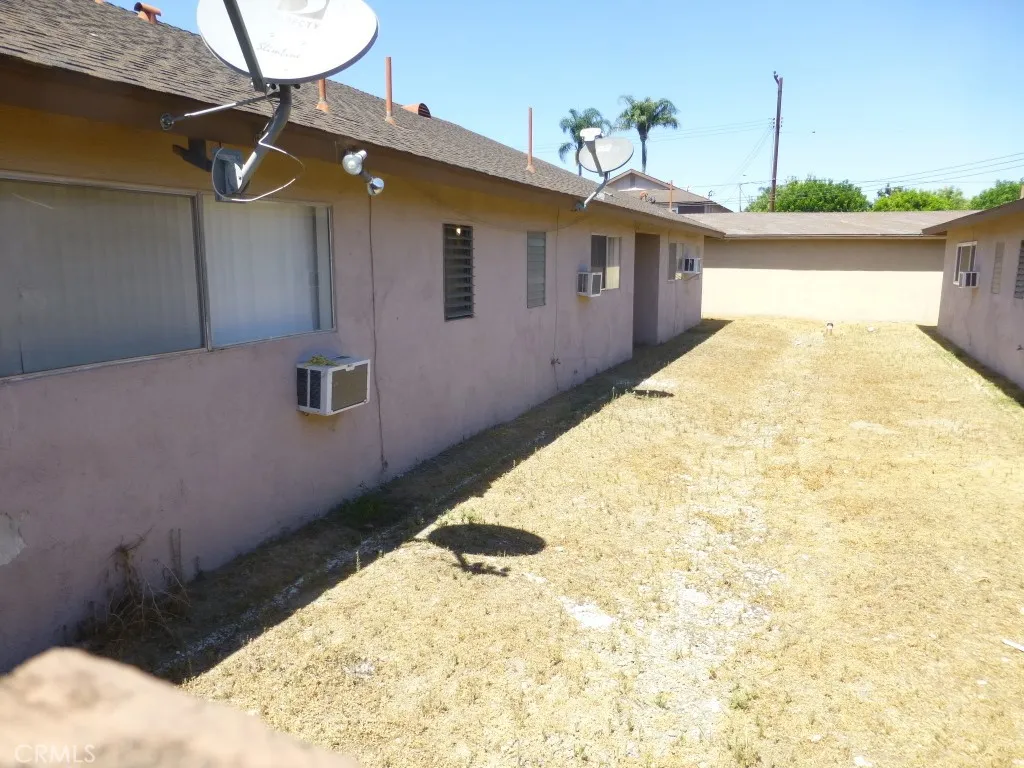 2115 1/2 S Broden Street, Anaheim, California 92802 home-pic-26