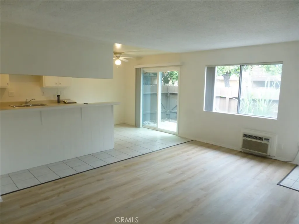 2115 S Broden Street 1/2, Anaheim, California 92802 home-pic-8