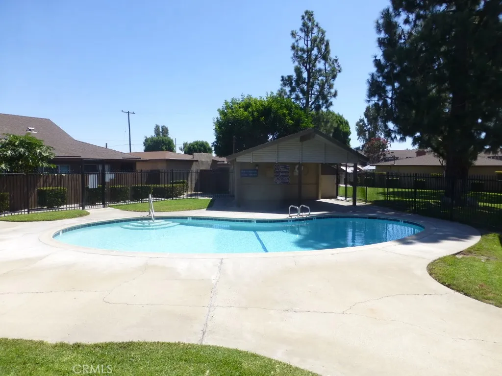 2115 1/2 S Broden Street, Anaheim, California 92802 home-pic-4