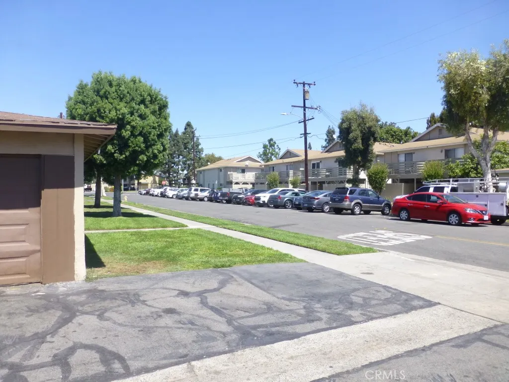 2115 S Broden Street 1/2, Anaheim, California 92802 home-pic-20