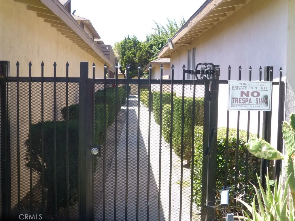 2115 1/2 S Broden Street, Anaheim, California 92802 home-pic-5
