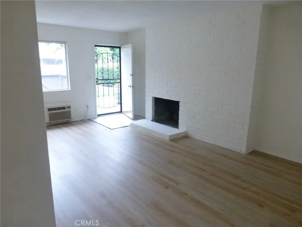 2115 1/2 S Broden Street, Anaheim, California 92802 home-pic-10