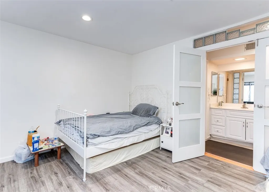 400 N Acacia Avenue B10, Fullerton, California 92831 home-pic-6