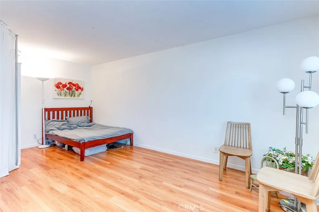 400 N Acacia Avenue B10, Fullerton, California 92831 home-pic-1