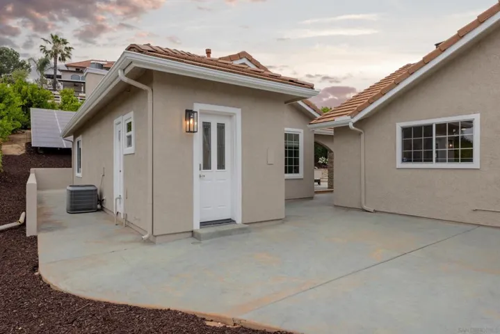31125 Pauba Rd, Temecula, California 92592