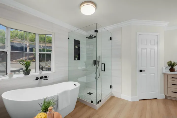 Primary Bath/Spa