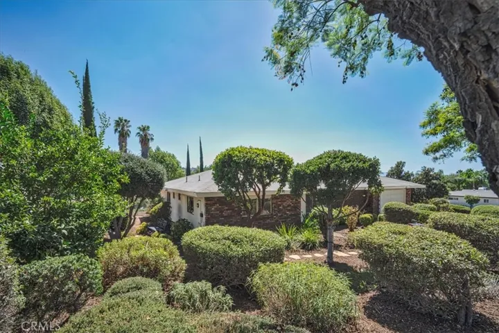 1290 Highridge Street, Riverside, California 92506