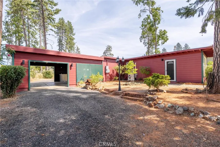 911 Central Park Drive, Paradise, California 95969