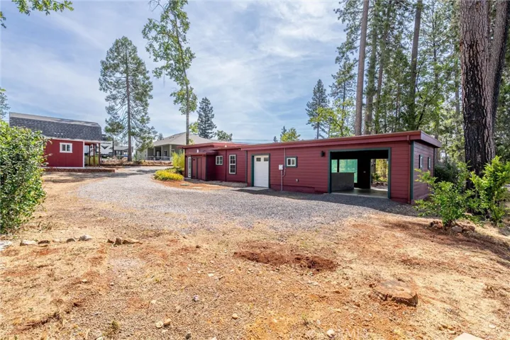 911 Central Park Drive, Paradise, California 95969
