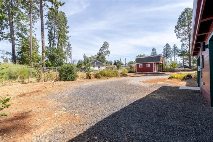 911 Central Park Drive, Paradise, California 95969