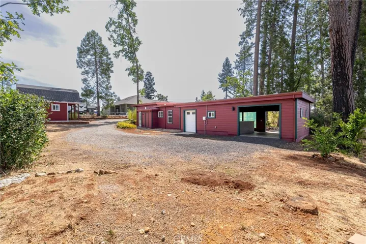 911 Central Park Drive, Paradise, California 95969