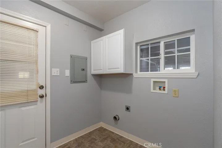 911 Central Park Drive, Paradise, California 95969