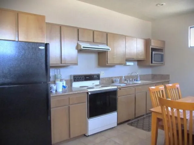 Spacious Kitchen Area