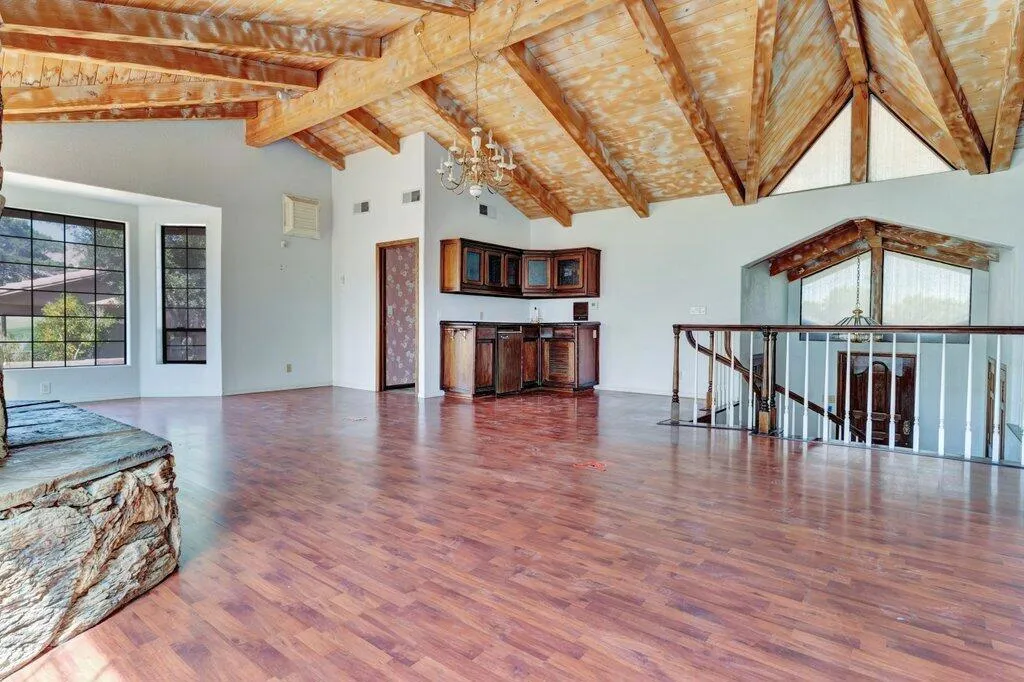 64400 Lema Court, Desert Hot Springs, California 92240 home-pic-3