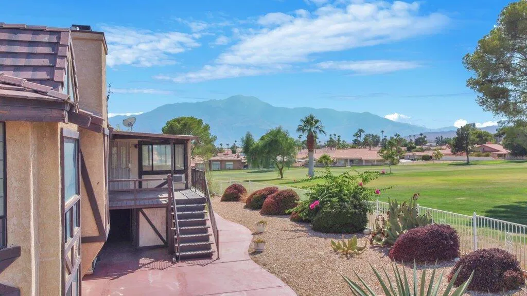 64400 Lema Court, Desert Hot Springs, California 92240 home-pic-18