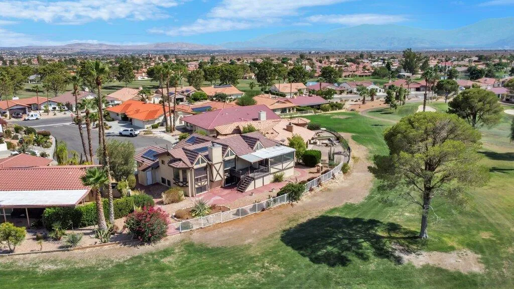 64400 Lema Court, Desert Hot Springs, California 92240 home-pic-20