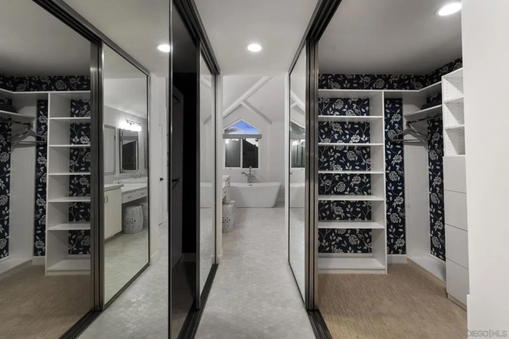 55 Spinnaker Way, Coronado, California 92118 home-pic-24