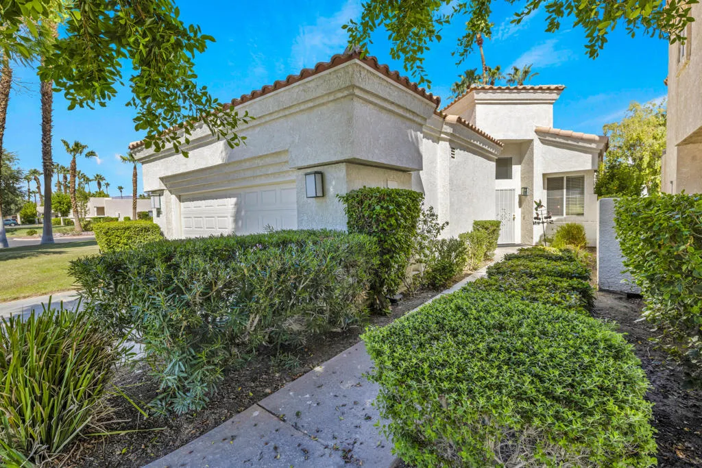 29320 S Laguna Drive, Cathedral City, California 92234 home-pic-27