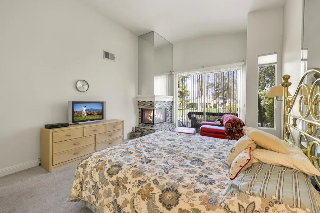 29320 S Laguna Drive, Cathedral City, California 92234 home-pic-14