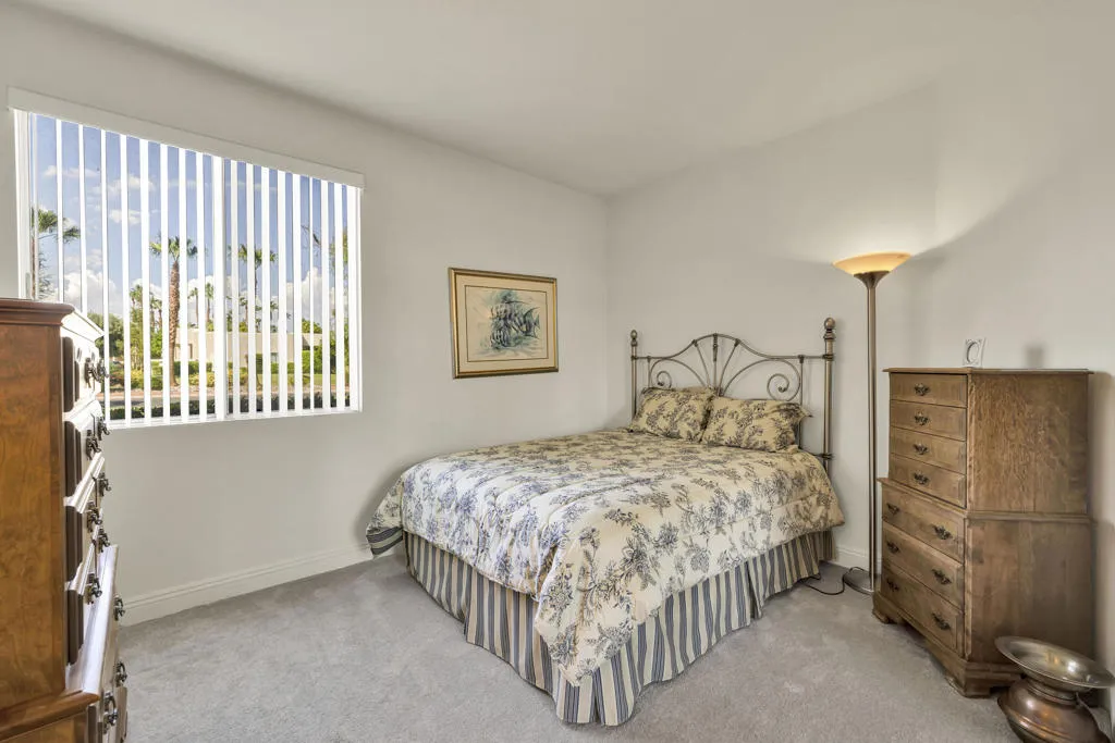 29320 S Laguna Drive, Cathedral City, California 92234 home-pic-21