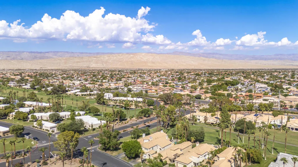 29320 S Laguna Drive, Cathedral City, California 92234 home-pic-38