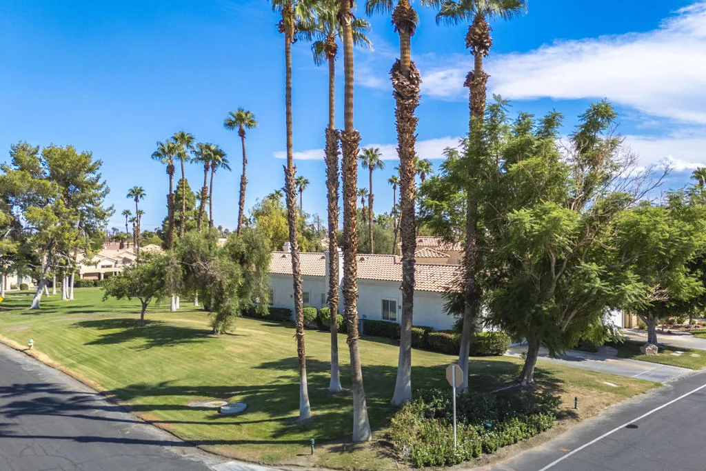 29320 S Laguna Drive, Cathedral City, California 92234 home-pic-0