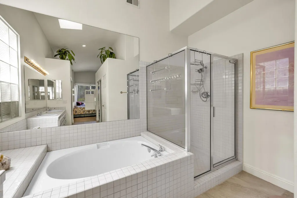 29320 S Laguna Drive, Cathedral City, California 92234 home-pic-17