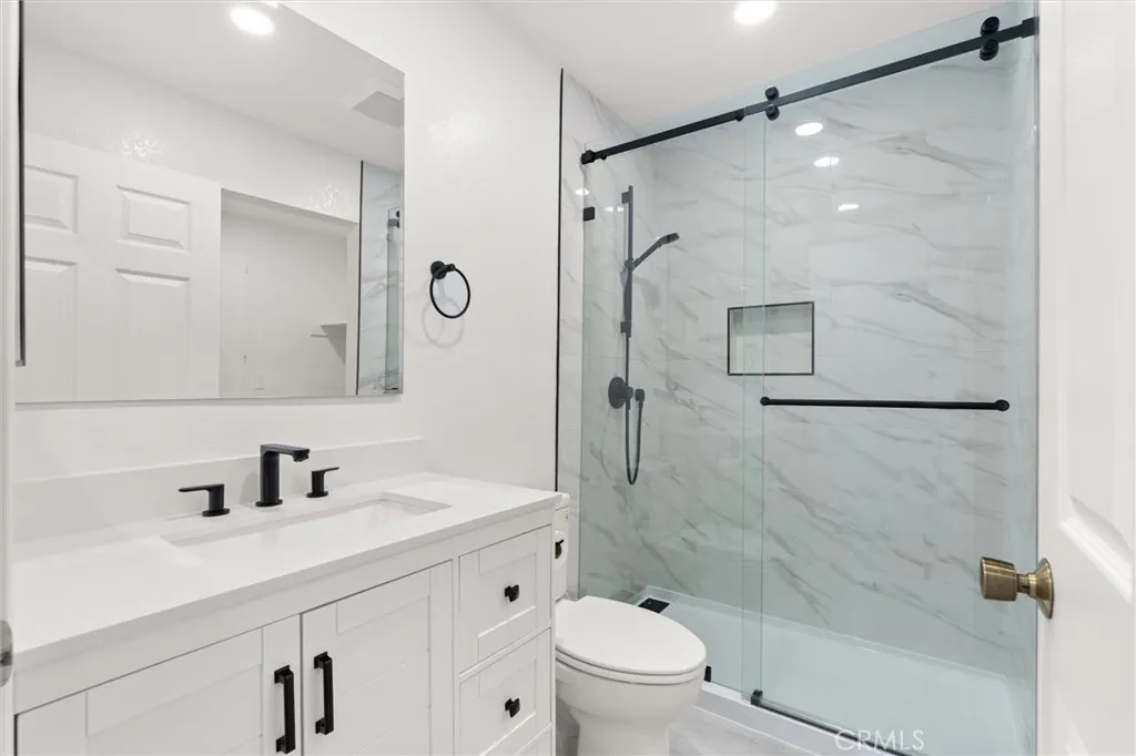 1428 Brett Place 81, San Pedro, California 90732 home-pic-27