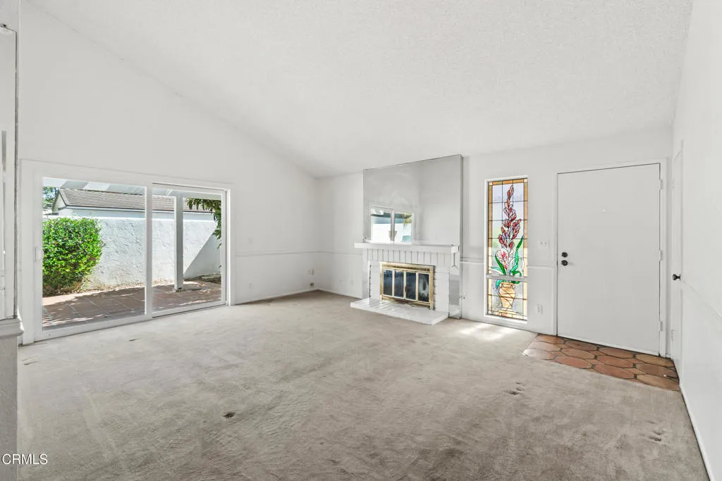 5148 Teton Lane, Ventura, California 93003 home-pic-1