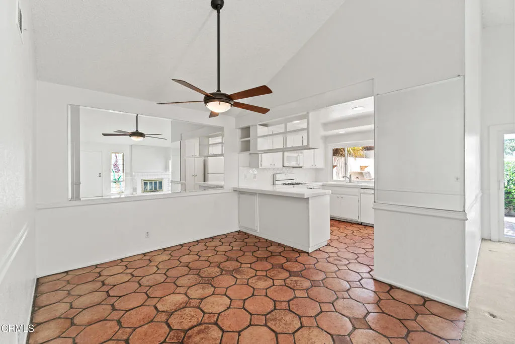 5148 Teton Lane, Ventura, California 93003 home-pic-2