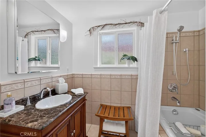 26753 Grayslake Road, Rancho Palos Verdes, California 90275
