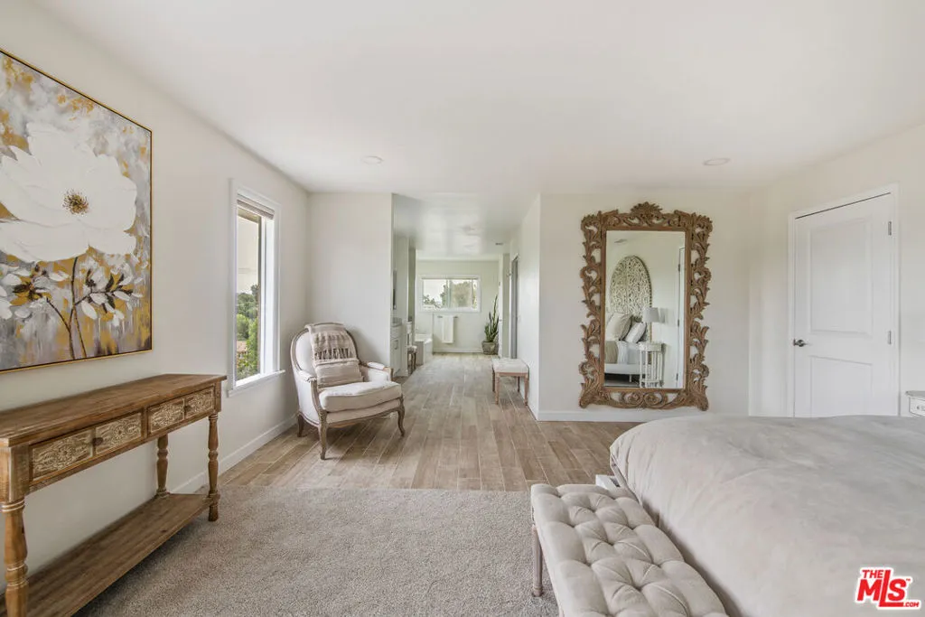 29720 Monte Verde Road, Temecula, California 92591 home-pic-16