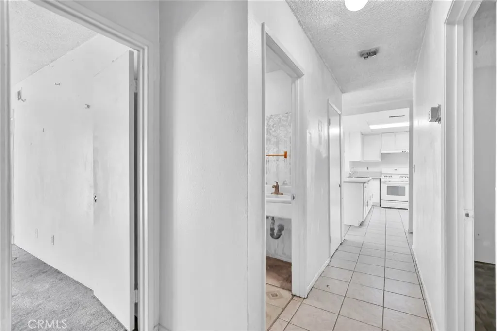 10907 Danielson Drive, South El Monte, California 91733 home-pic-16