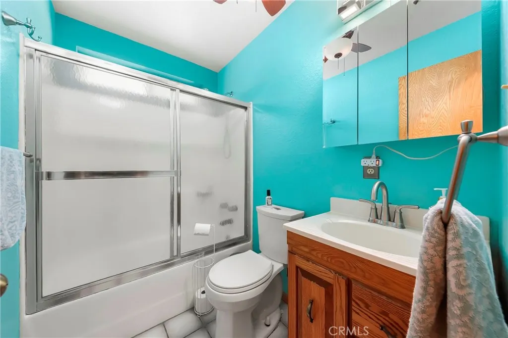 4636 E Avenue H, Lancaster, California 93535 home-pic-59