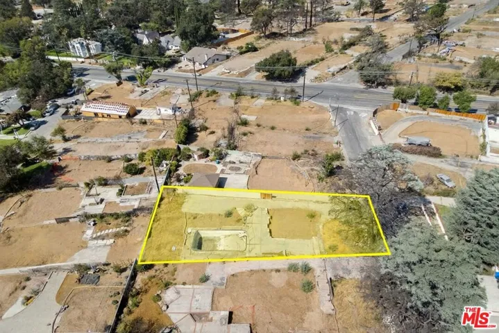 930 Athens Street, Altadena, California 91001